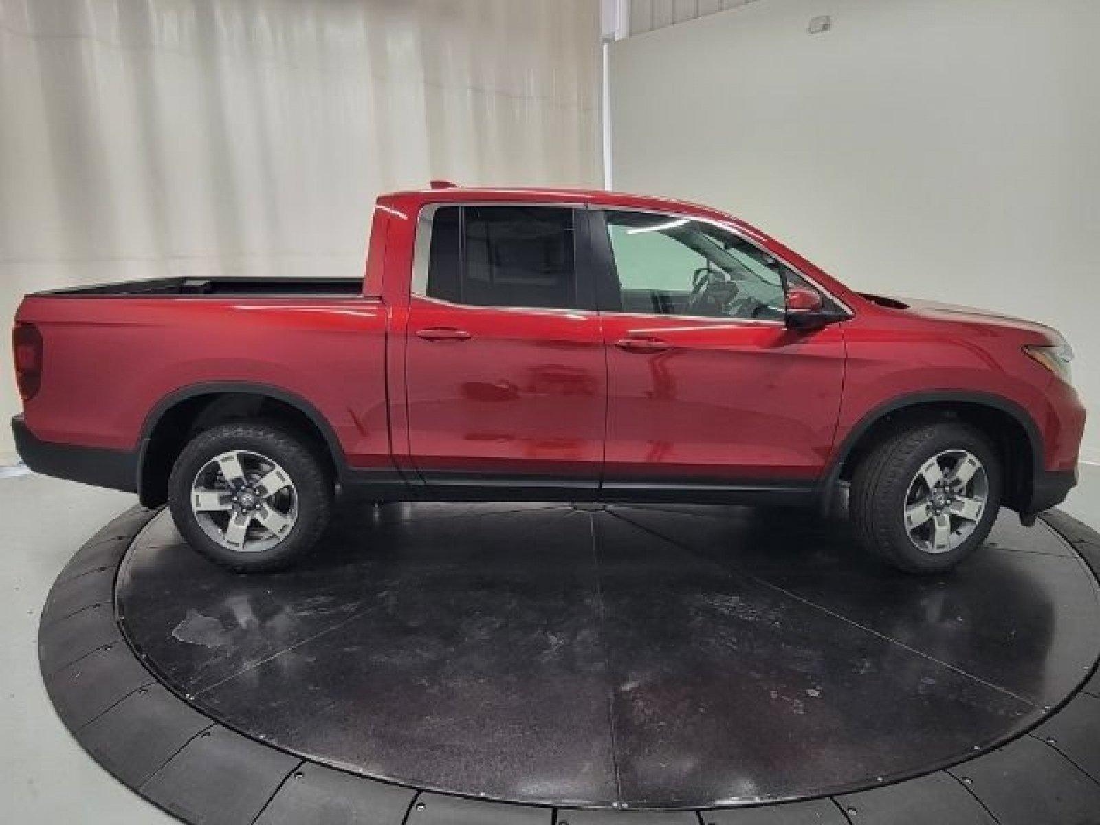 New 2026 Radiant Red Metallic II Honda RTL image 30