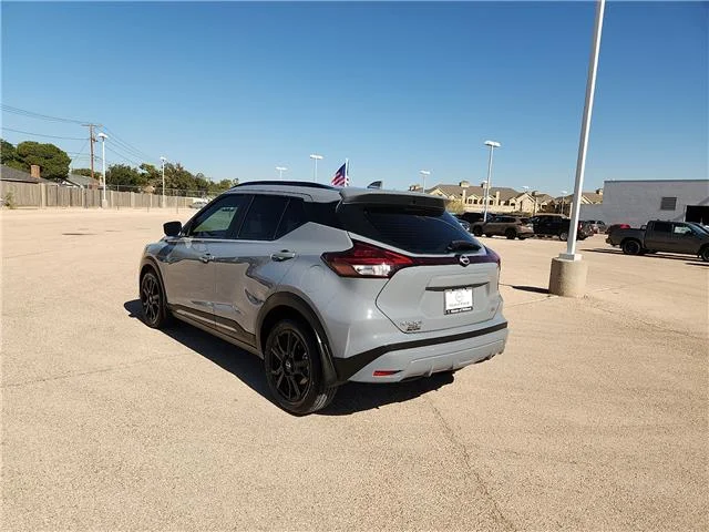 Used 2024 Brown Nissan SR image 2