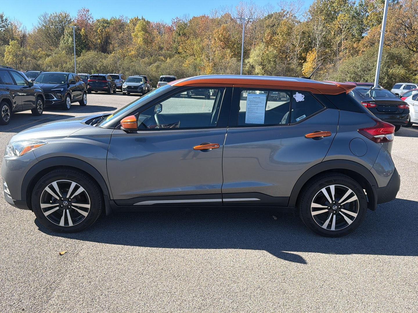 Used 2020 Gun Metallic/Monarch Orange Nissan SR image 6