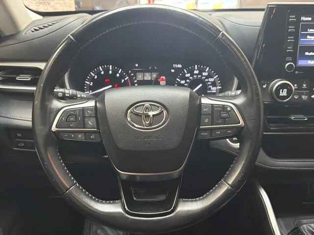Used 2021 Black Toyota XLE image 20