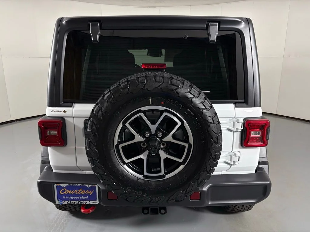 New 2026 White Jeep Rubicon image 7