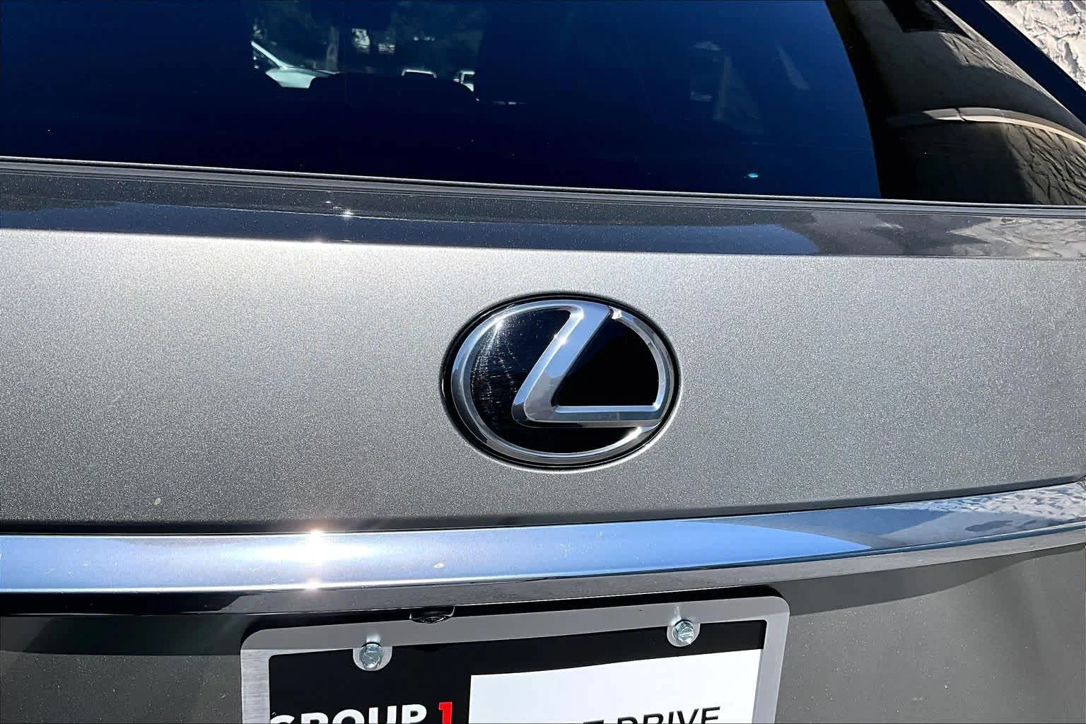 Used 2020 Atomic Silver Lexus  image 61