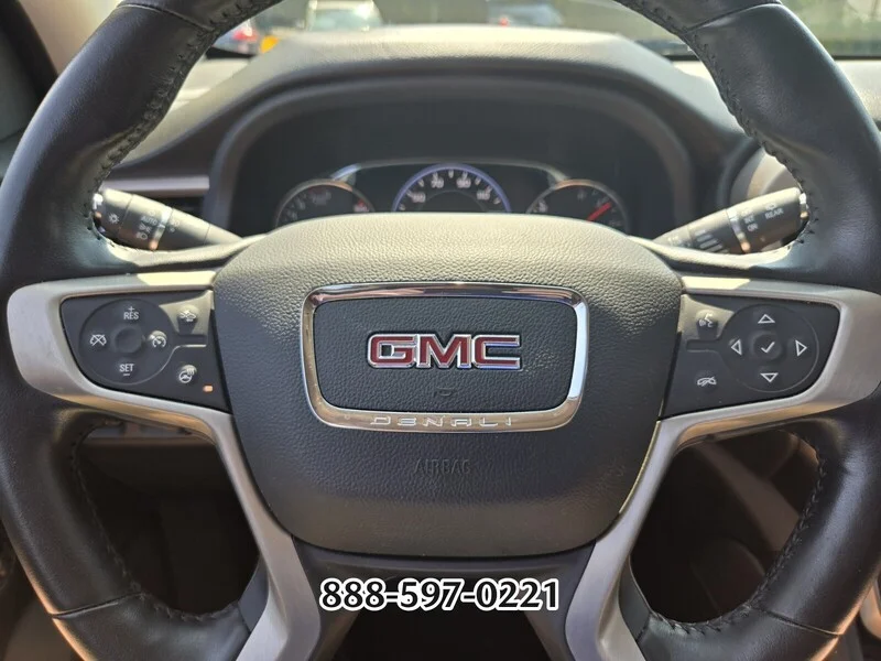 Used 2020 Quicksilver Metallic GMC Denali image 28