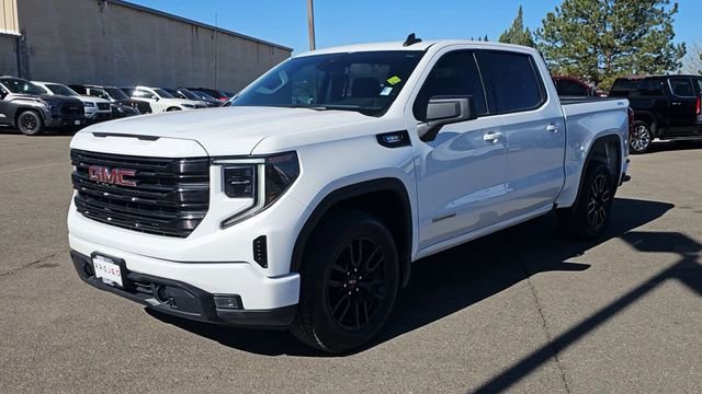 Used 2023 Summit White GMC Elevation image 4