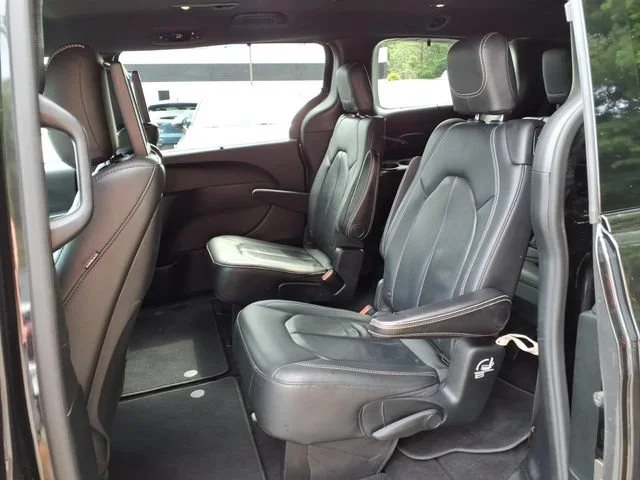 2018 Chrysler Pacifica Touring L Plus - Photo 15