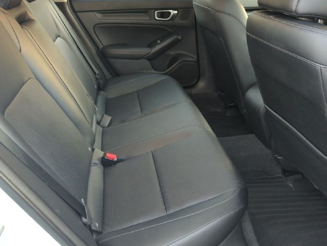 Used 2024 Platinum White Pearl Honda EX-L image 26