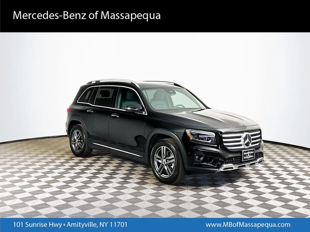 2026 Mercedes-Benz GLB GLB 250 4MATIC's photo