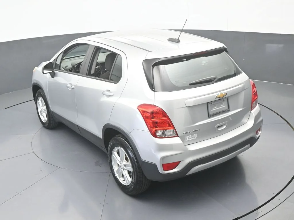 Used 2017 Silver Ice Metallic Chevrolet LS image 45