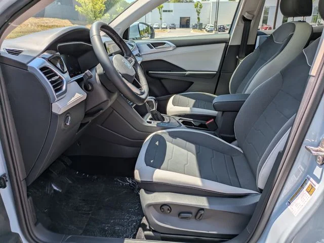 New 2026 Silver Volkswagen 1.5T SE image 21