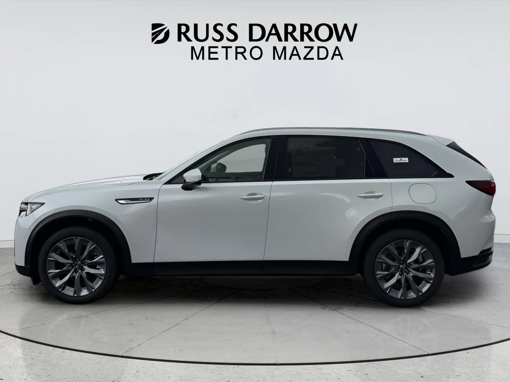 New 2026 White Mazda 3.3 Turbo Preferred image 2
