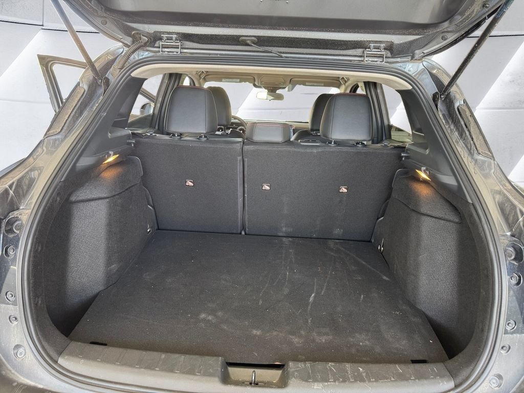 Used 2025 Gray Nissan SR image 18