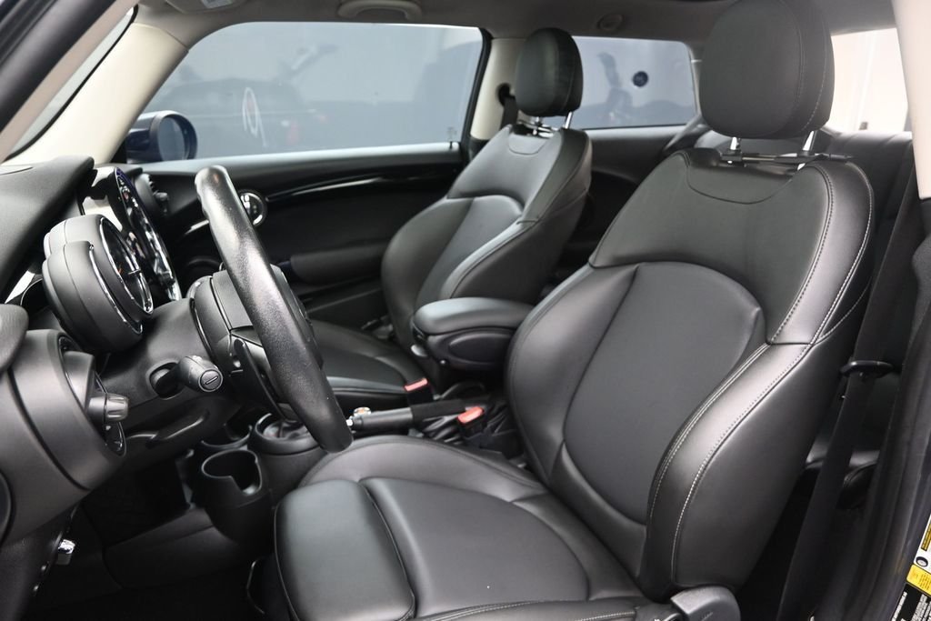 Used 2020 Gray MINI Classic image 18