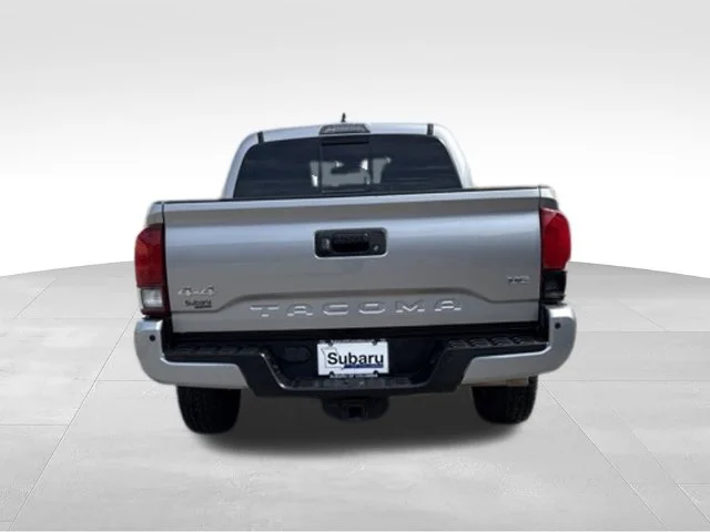 Used 2020 Silver Toyota SR5 image 6