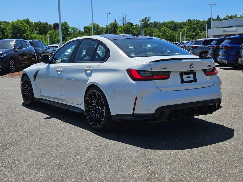 Used 2026 Alpine White BMW Competition image 5