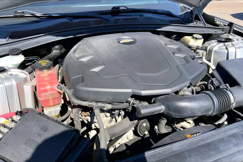 Used 2017 Silver Chevrolet 1LT image 27
