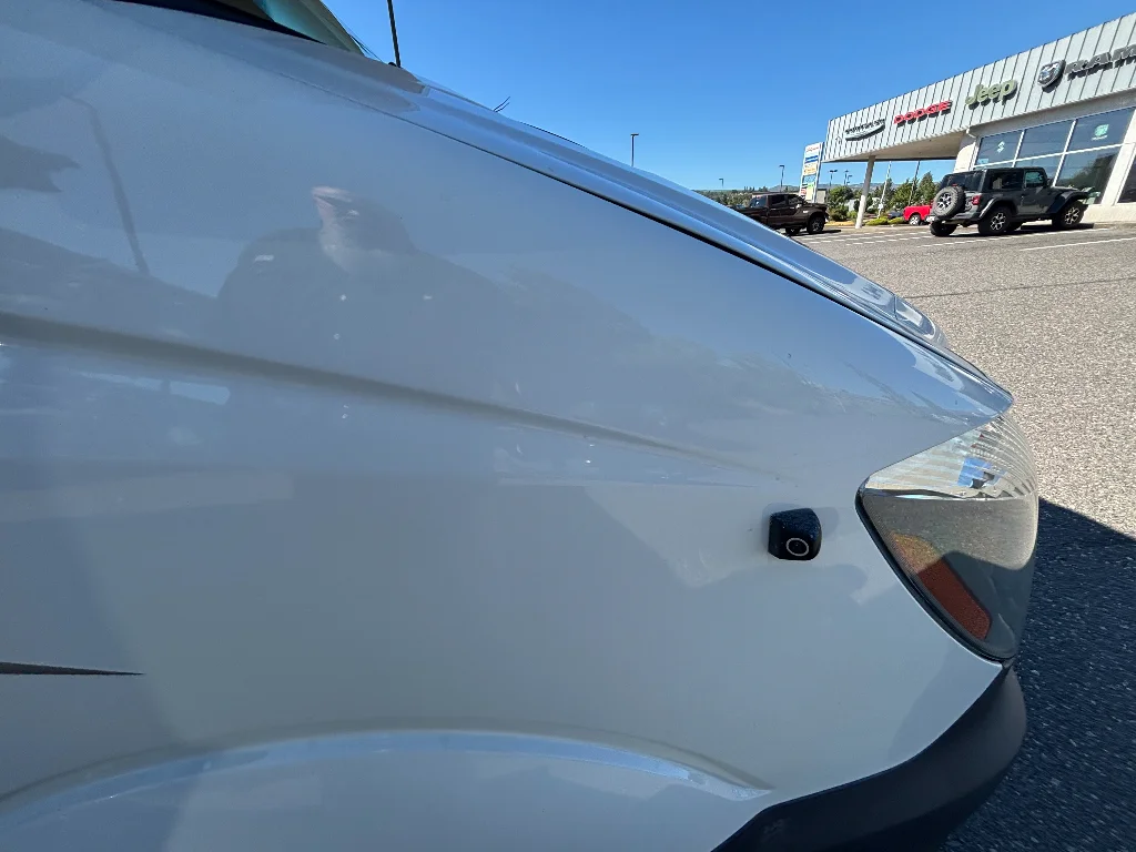 Used 2015 Arctic White Mercedes-Benz Base image 30