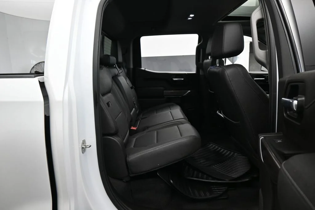 Used 2022 Iridescent Pearl Tricoat Chevrolet LTZ image 40
