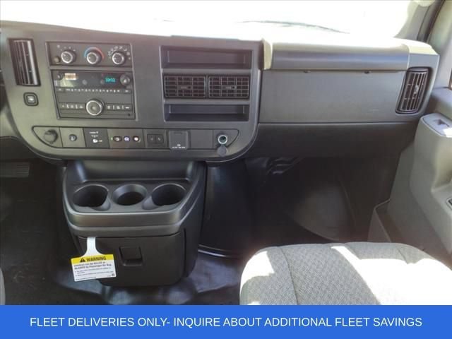 2025 Chevrolet Express Cargo Work Van - Photo 10