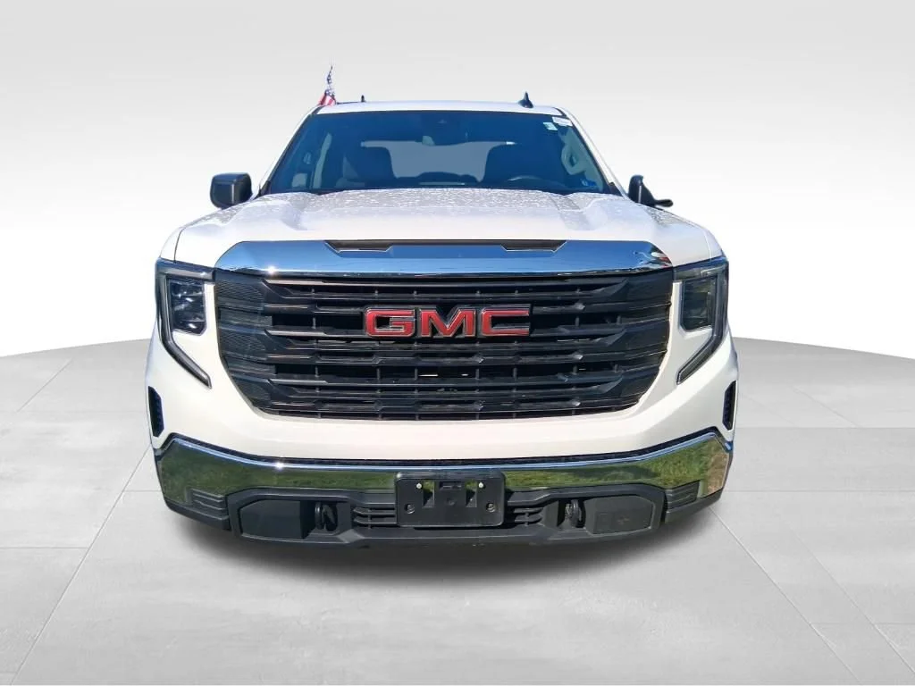 Used 2025 Summit White GMC Pro image 17