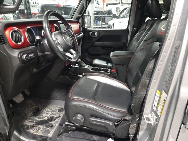 Used 2020 Silver Jeep Unlimited Rubicon image 14
