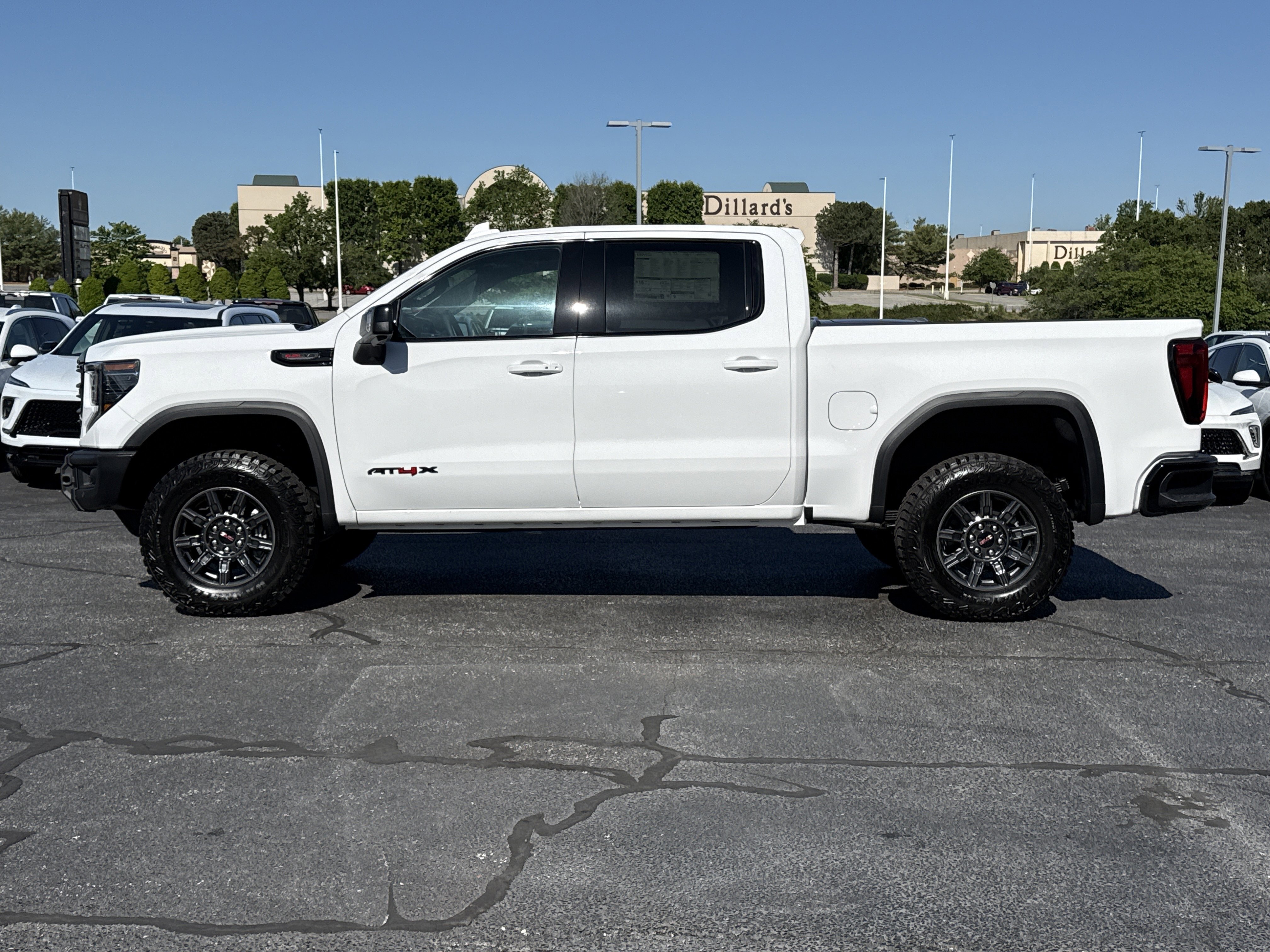 2026 GMC Sierra 1500 AT4X - Photo 13