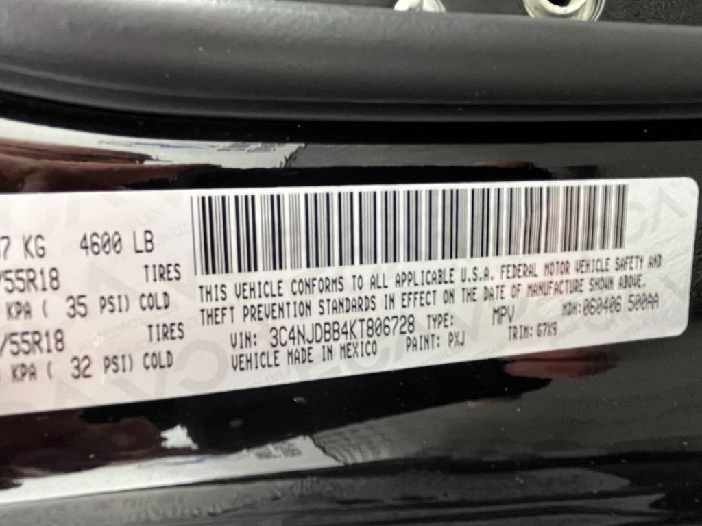Used 2019 Black Jeep Latitude image 26