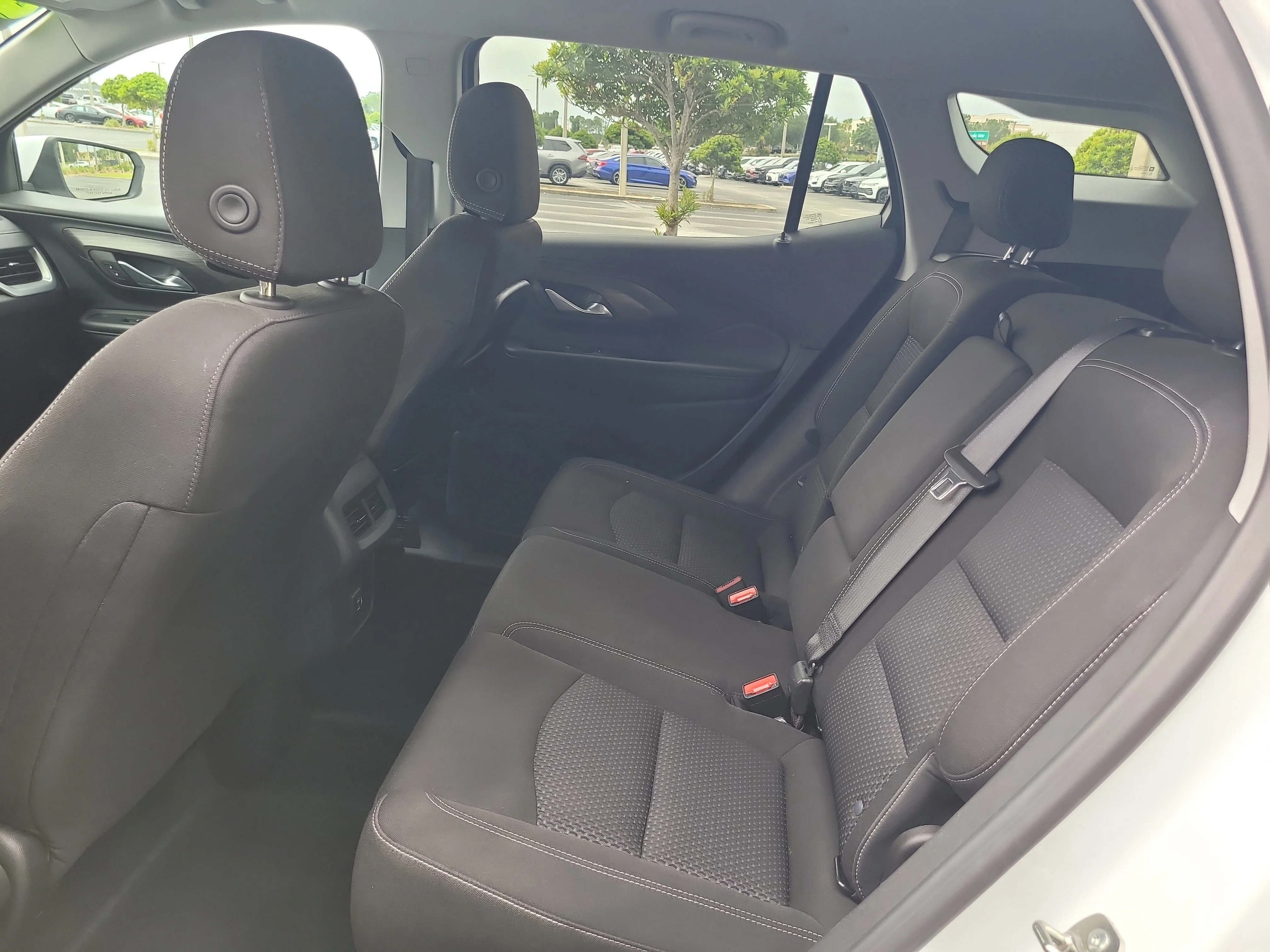 Used 2024 Summit White GMC SLE image 13