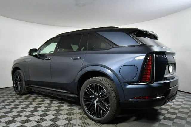 2025 Cadillac Escalade IQ Sport 1 - Photo 3