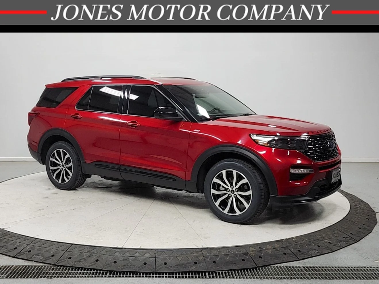 2022 Ford Explorer ST-LINE 4WD's photo