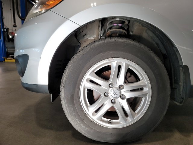 Used 2012 Moonstone Hyundai GLS image 11