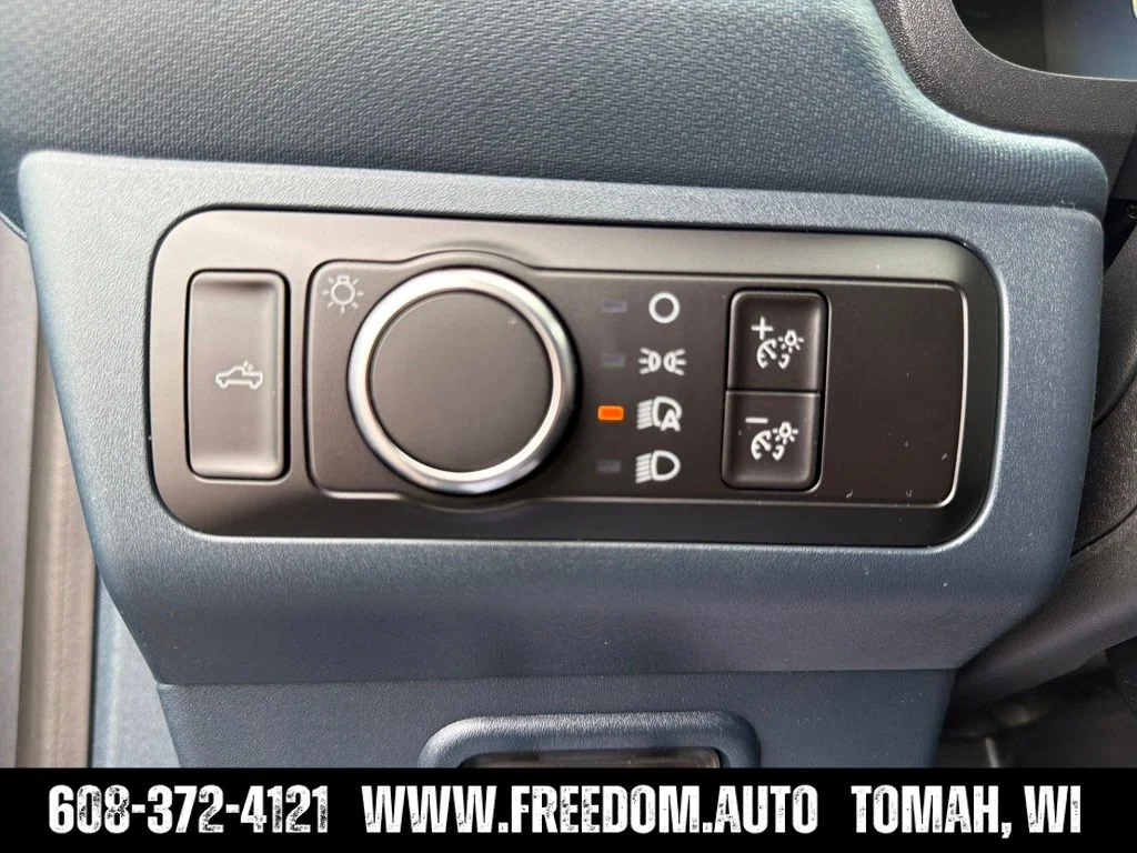 New 2026 Carbonized Gray Metallic Ford XLT image 24
