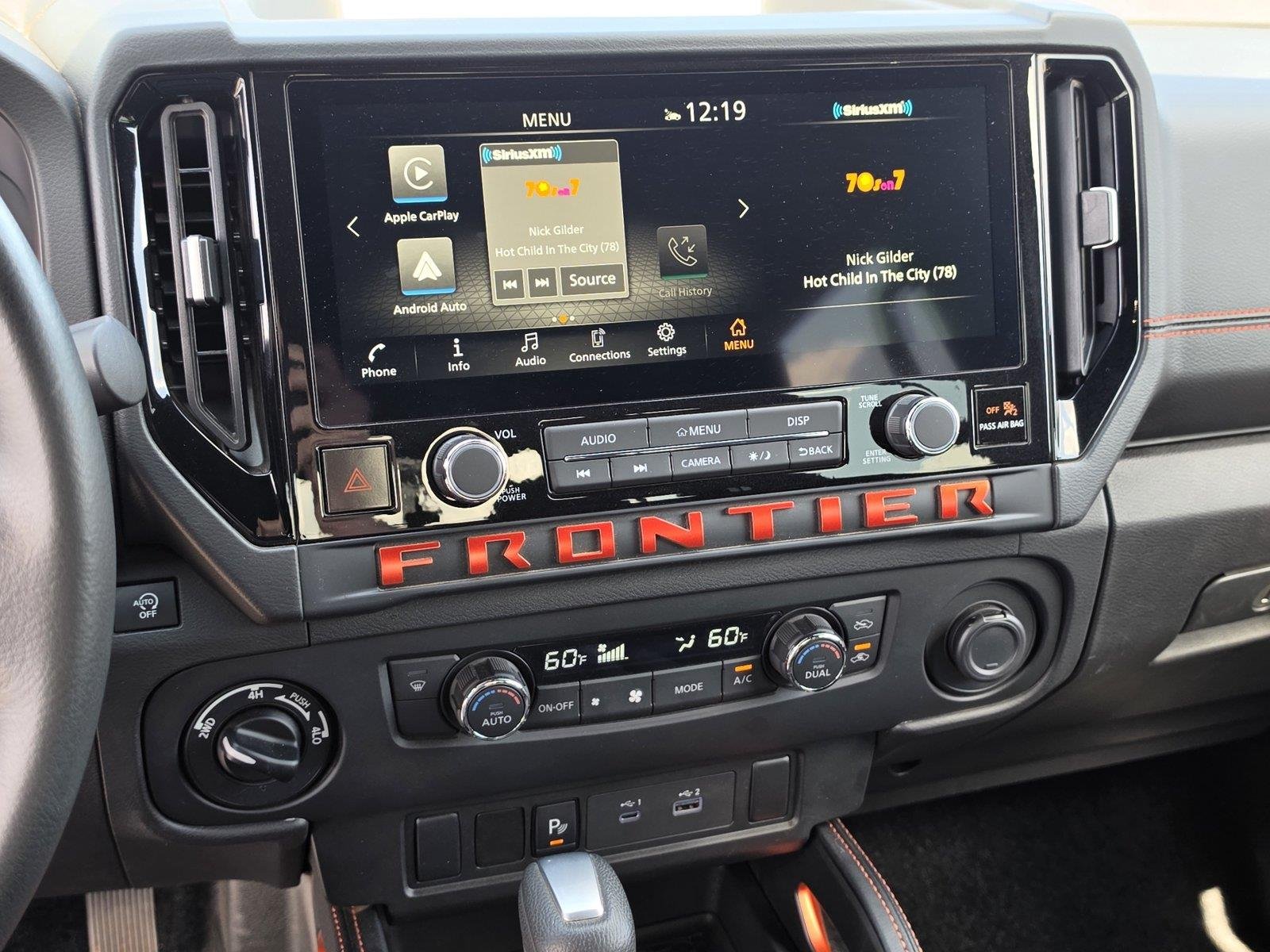 Used 2025 Boulder Gray Pearl Nissan PRO-4X image 11