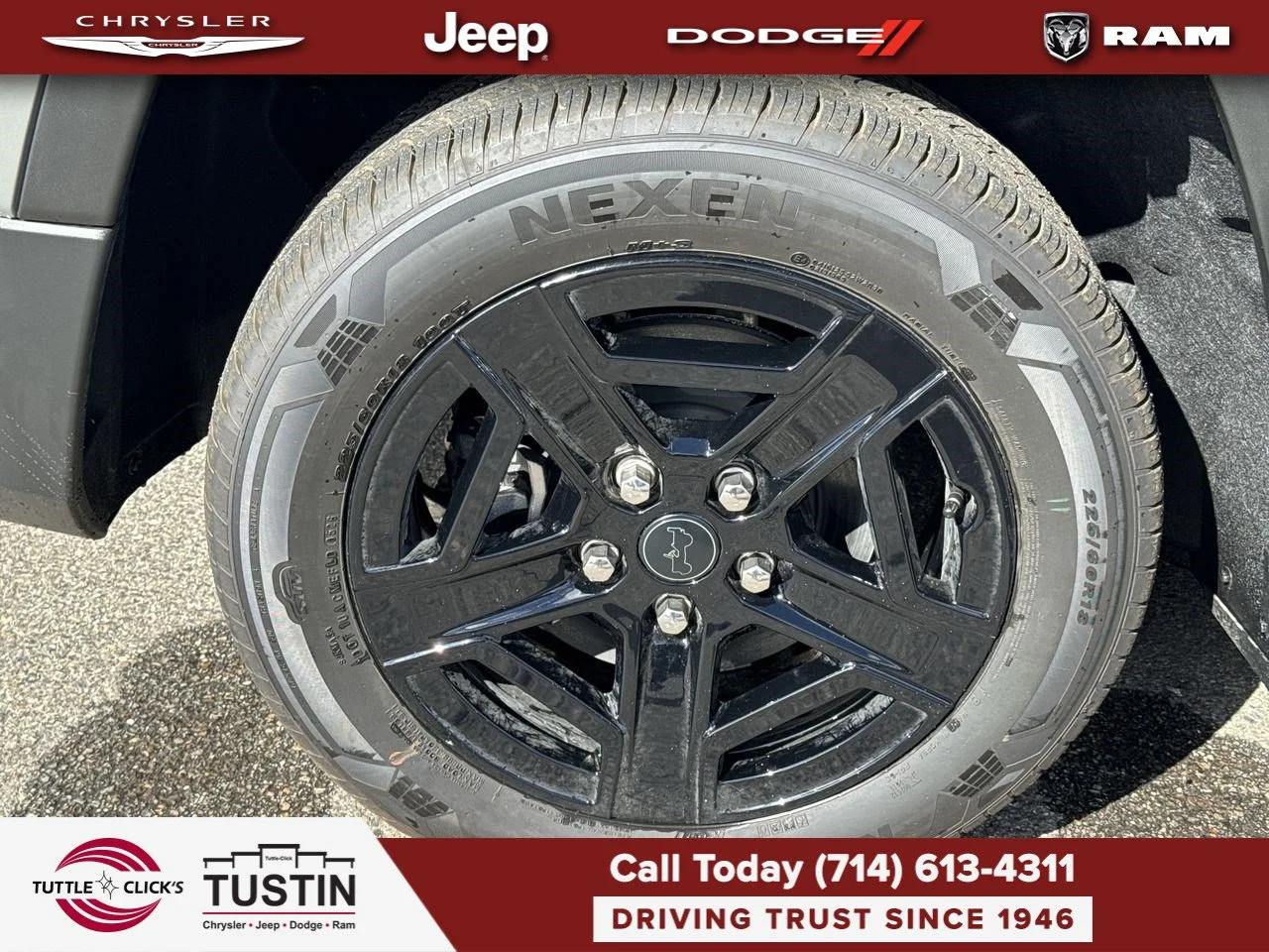 New 2027 Sting-Gray Clearcoat Jeep Limited Altitude image 16