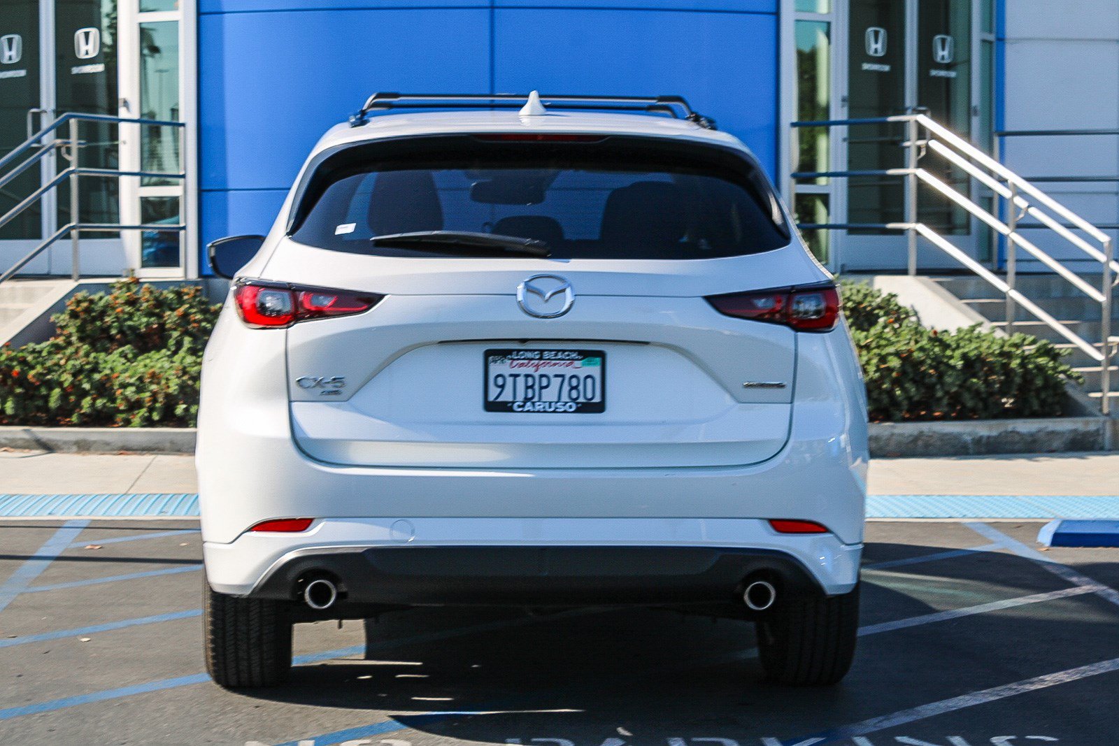 Used 2025 Rhodium White Metallic Mazda 2.5 S Preferred Package image 7