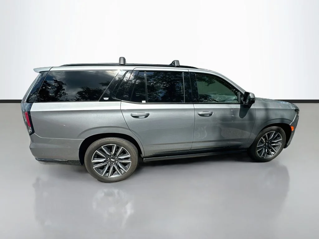 Used 2023 Silver Metallic Cadillac Sport Platinum image 4