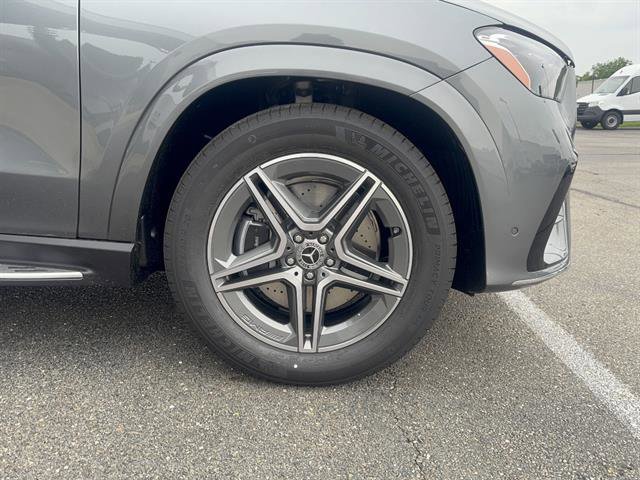 New 2026 Selenite Grey Metallic Mercedes-Benz GLE 450 4MATIC® image 26
