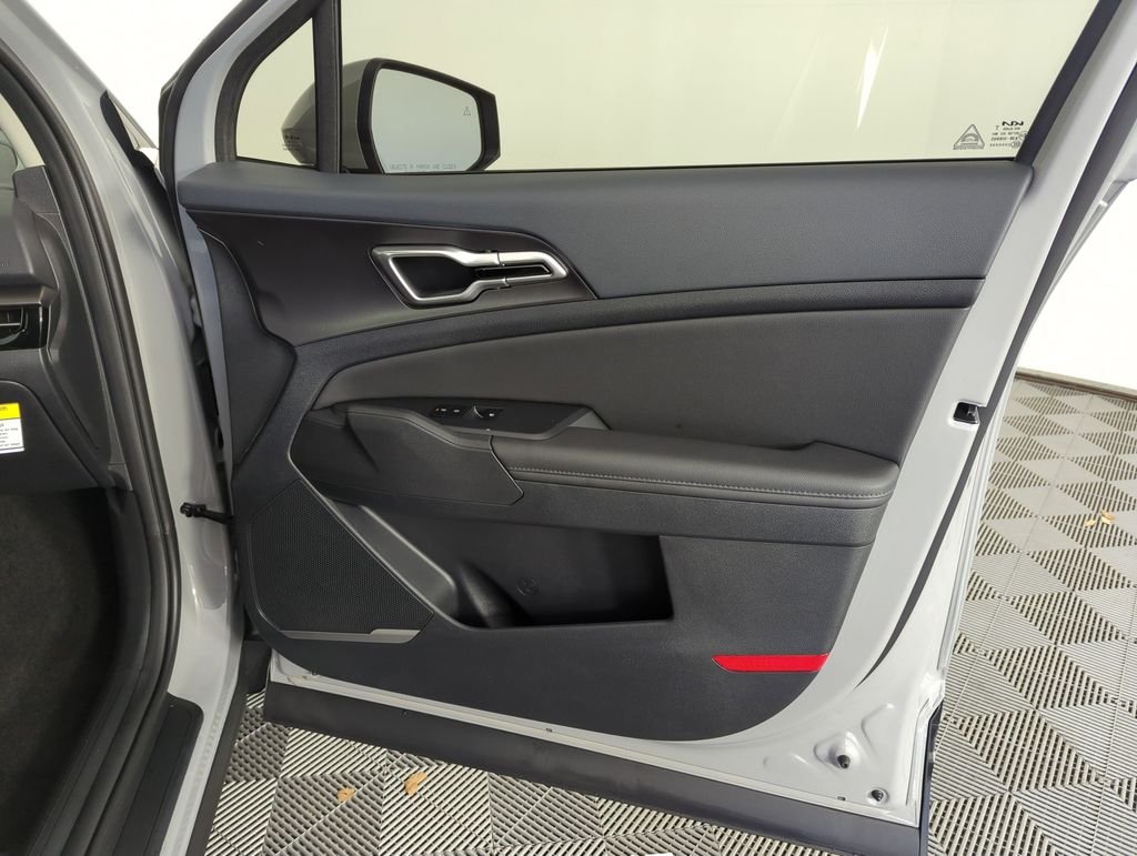 New 2026 Wolf Gray Kia EX image 33