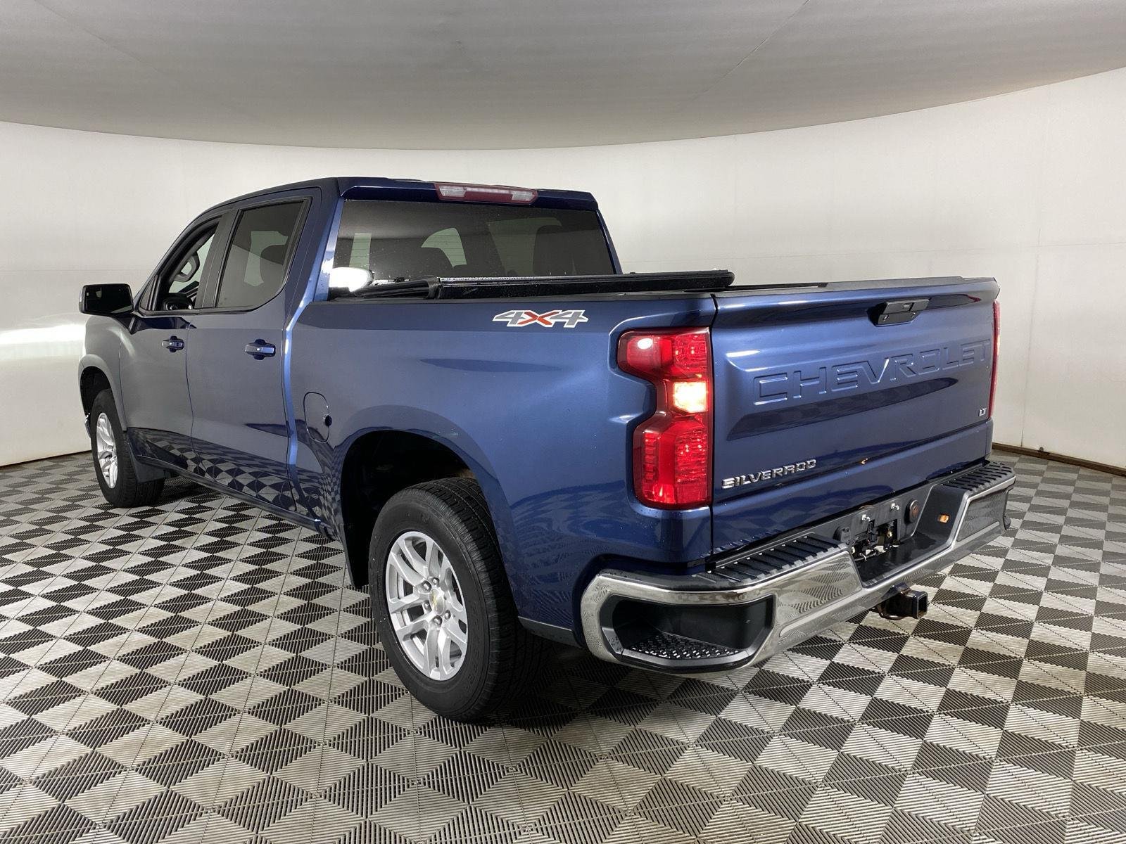 Used 2019 Northsky Blue Metallic Chevrolet LT image 5