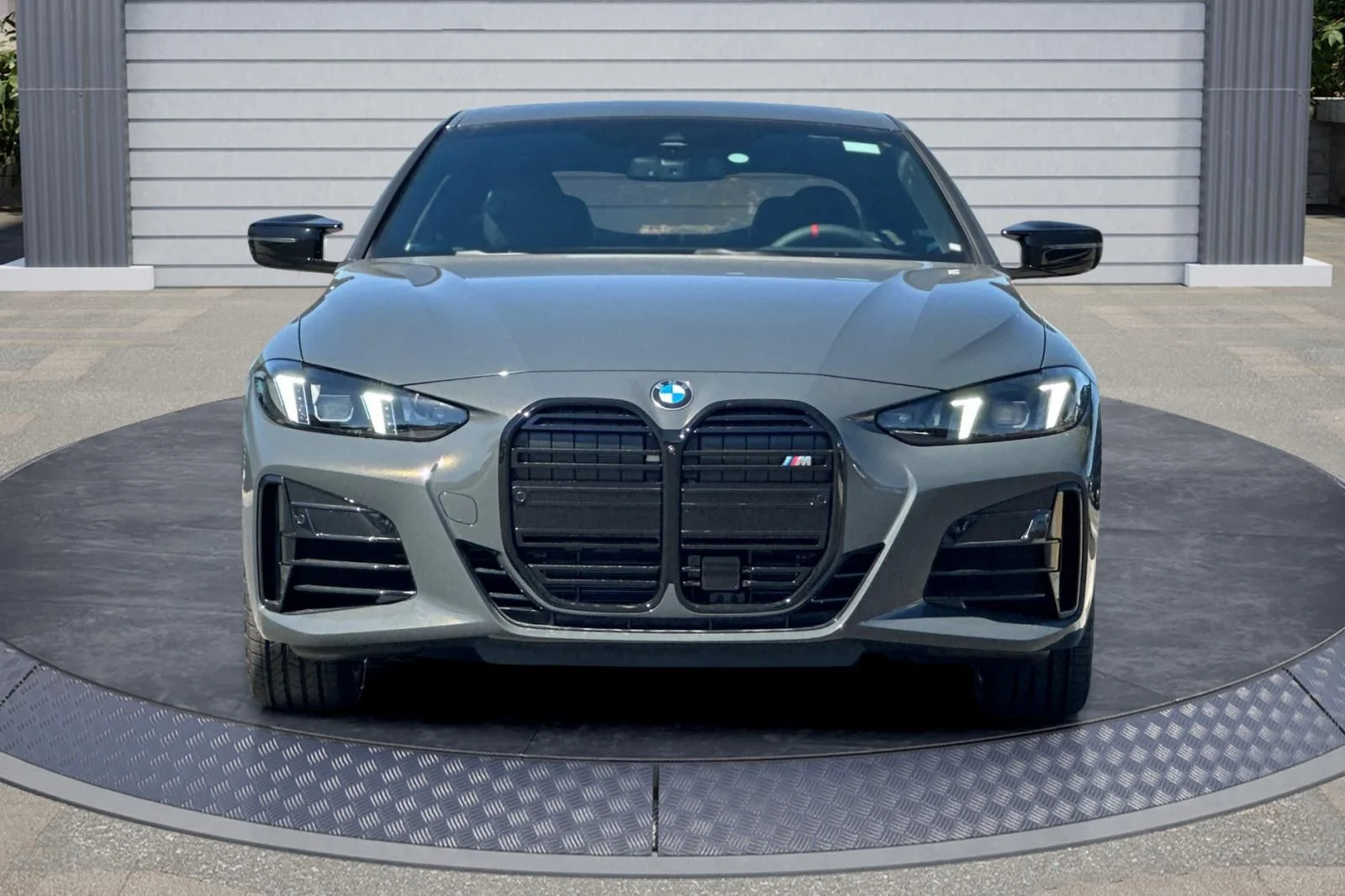 New 2027 Dravit Grey Metallic BMW M440i xDrive image 2