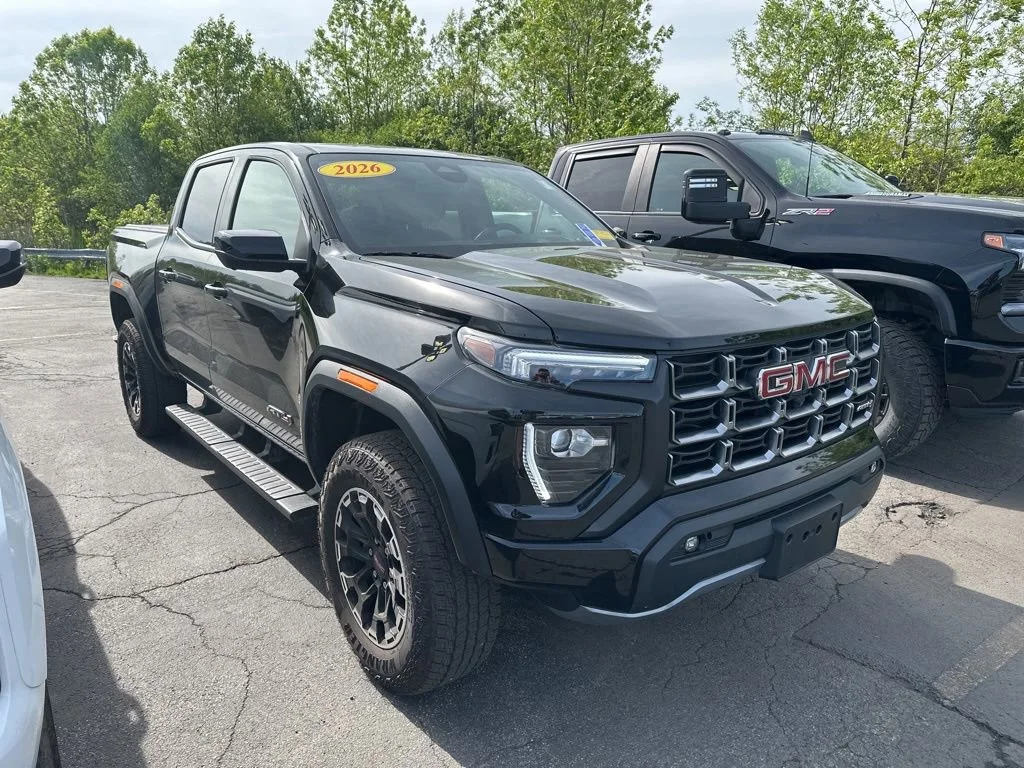 2026 GMC Canyon 4WD AT4 Crew Cab Short Box's photo