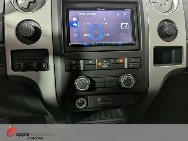 Used 2011 Black Ford XLT image 16