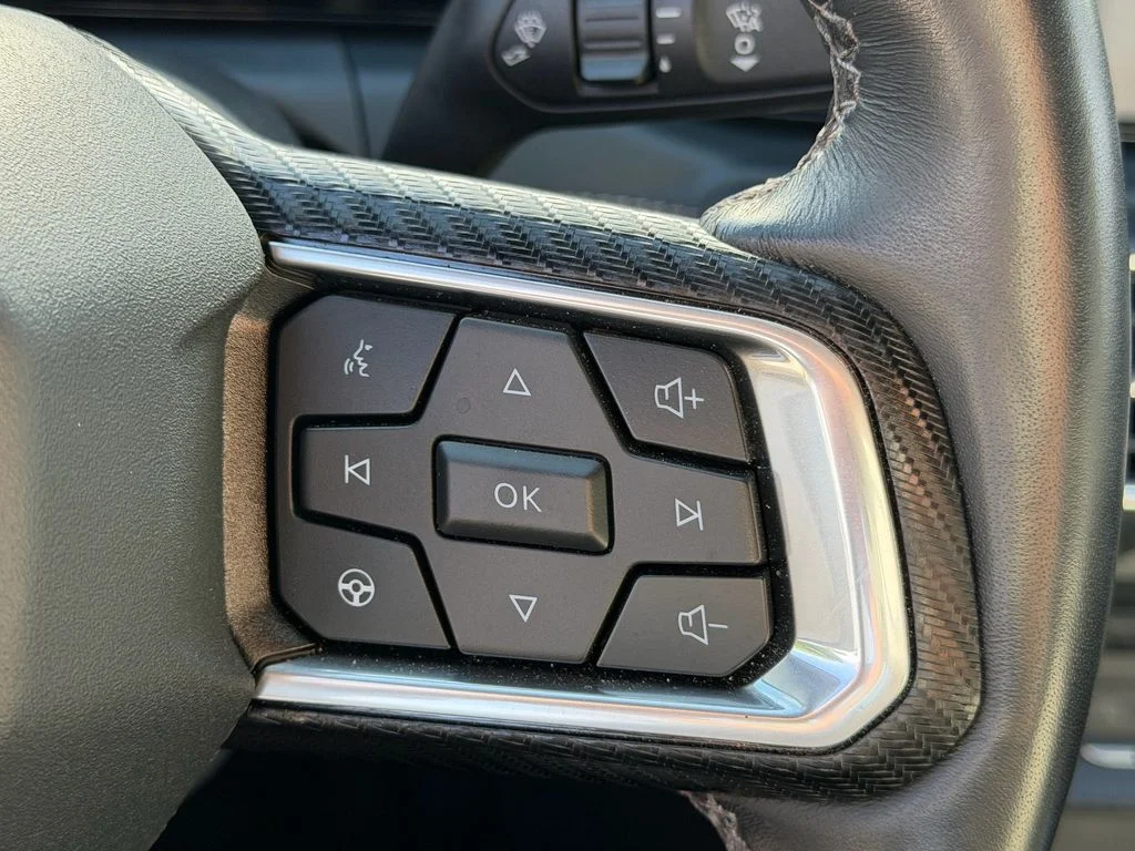 Used 2025 Silver Ford GT Premium image 22