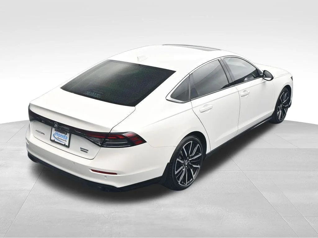 Certified Used 2024 Platinum White Pearl Honda HYBRID TRG image 30