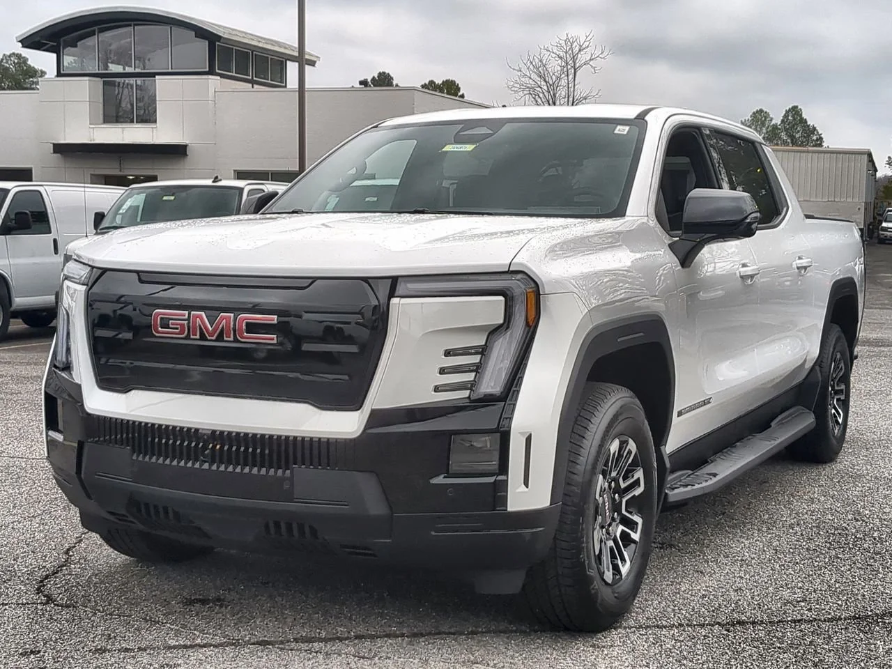 New 2026 Summit White GMC Elevation Extended Range image 1