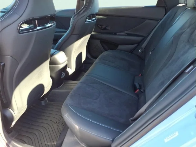 Used 2025 Blue Hyundai Base image 16