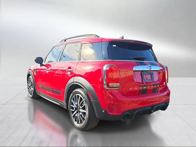 Used 2018 Chili Red MINI Base image 5