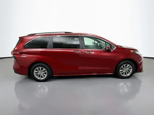 Used 2022 Red Toyota XLE image 8