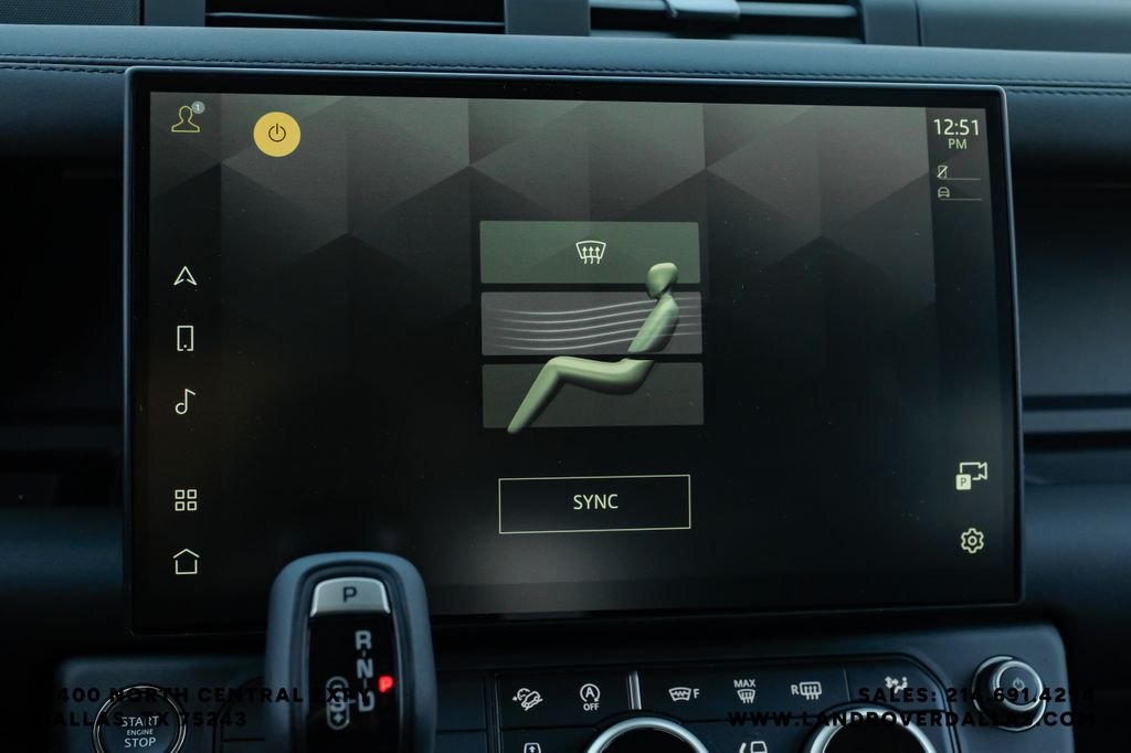 New 2026 Fuji White Land Rover X-Dynamic SE image 32