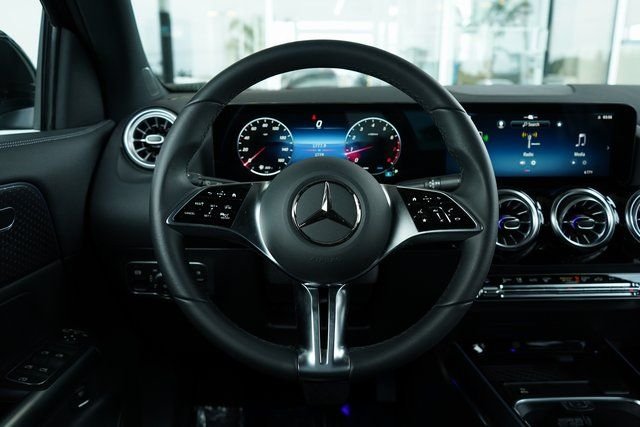 Used 2026  Mercedes-Benz GLA 250 image 20