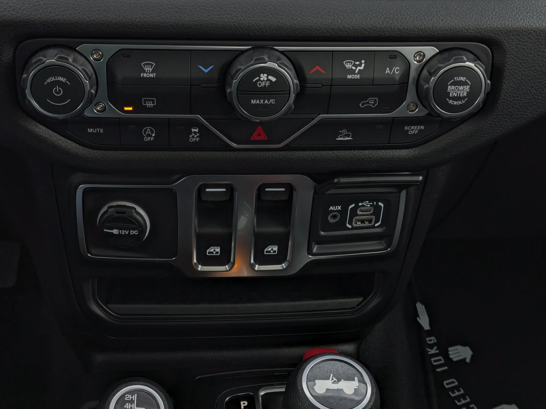 New 2026 White Jeep Sport - - Black Freedom Hardtop - 8-Spd Auto - 12.3 Uconnect 5 - Selec-Speed Control & More! image 20